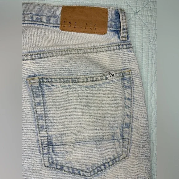PacSun Light Wash High-Rise Women's Jeans - “Dad Jeans” - Picture 5 of 10